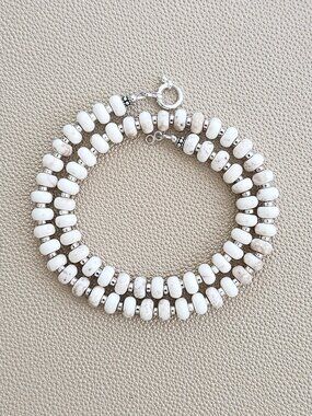 WHITE HOWLITE TURQUOISE NECKLACE--18"